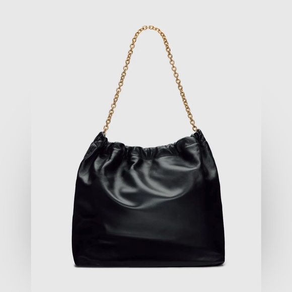 Reformation Handbags - NWT Reformation Dahlia Tote Bag